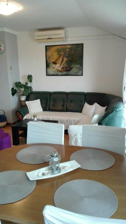 شقة Apartman Nicole زادار المظهر الخارجي الصورة